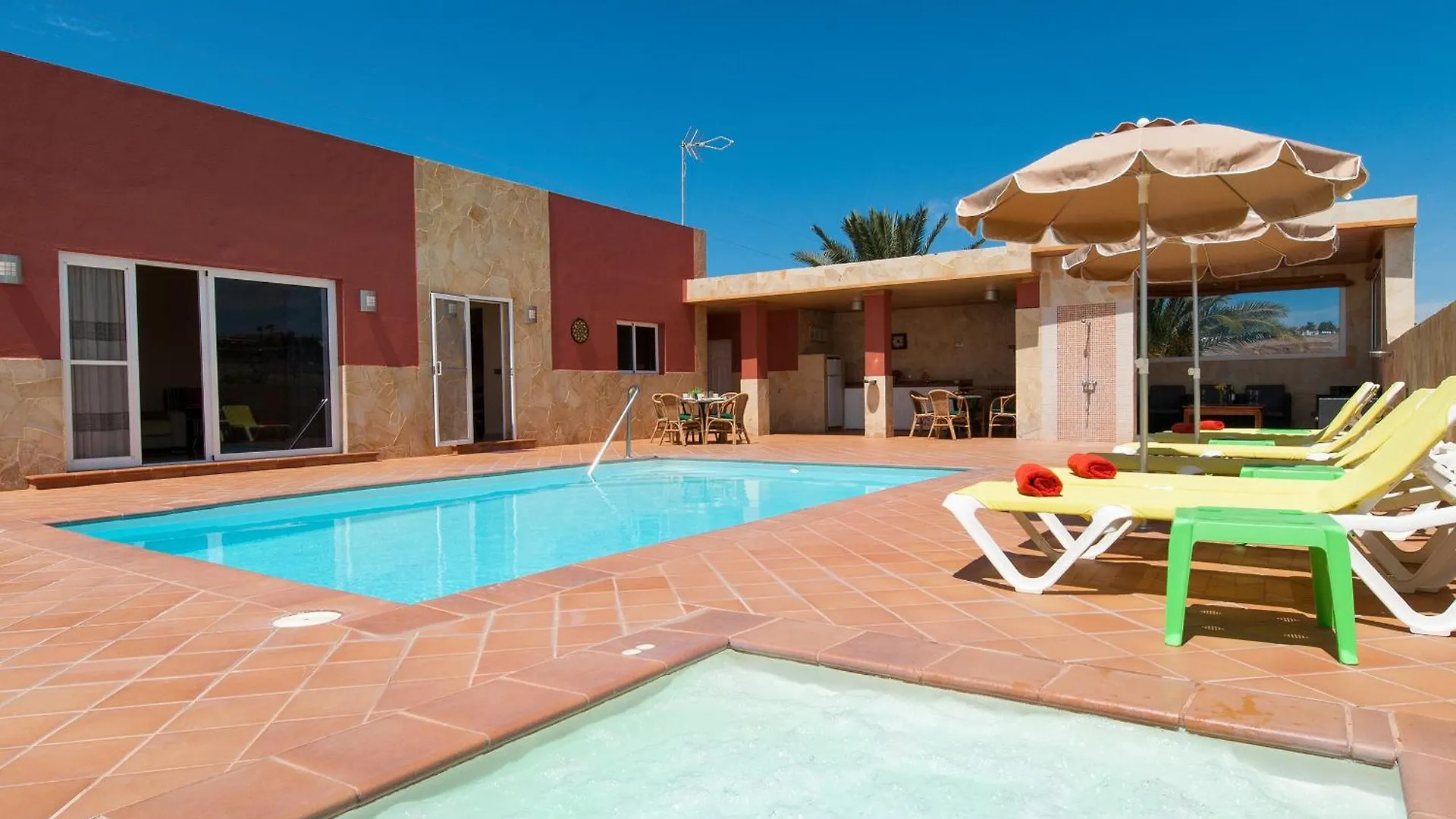Villa Los Azules With Pool And Jacuzzi マスパロマス